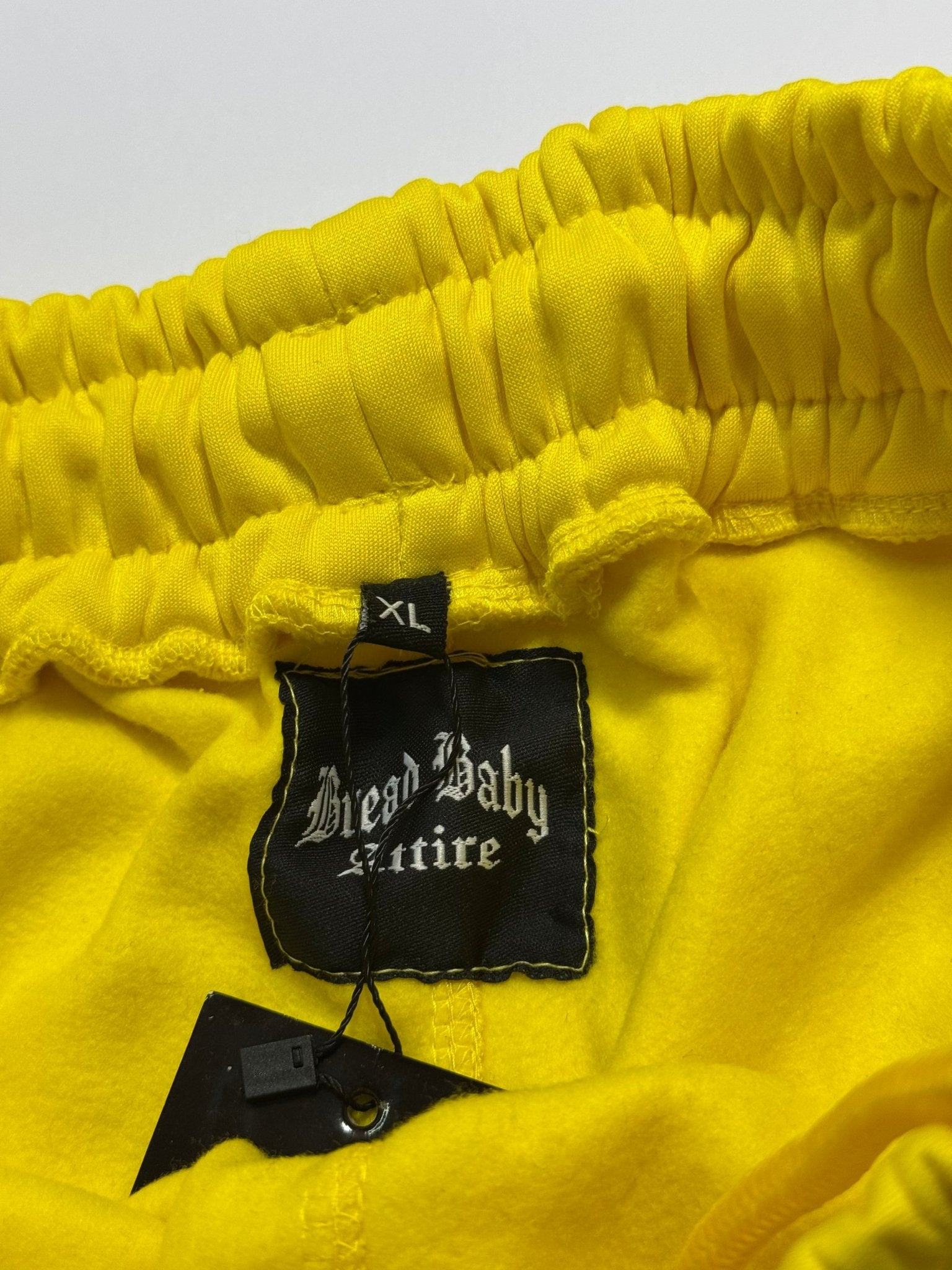 BROKEN HEART SHORTS - SINCERELY BBA