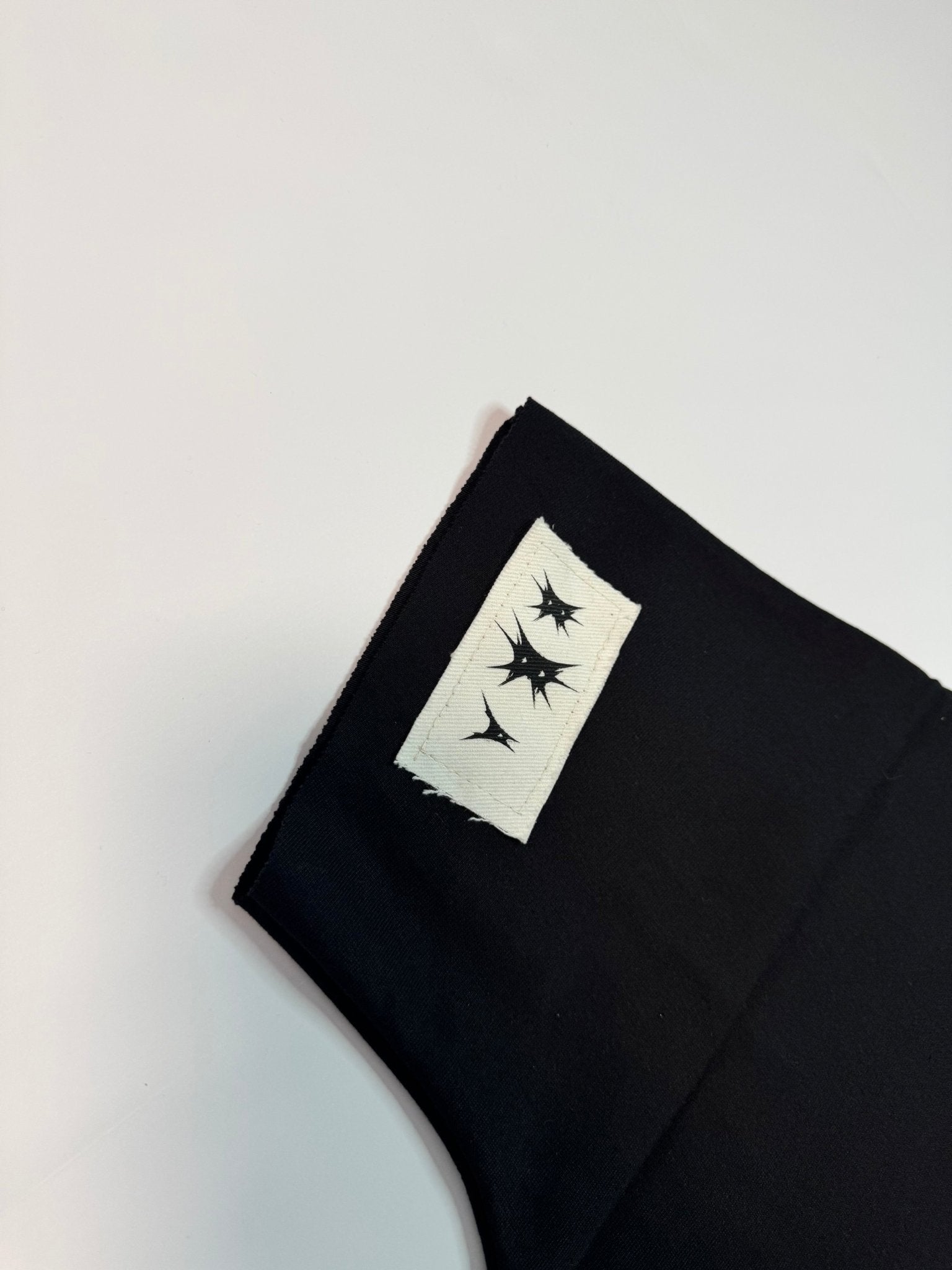 RED DRAGON “ BLACK” - SINCERELY BBA